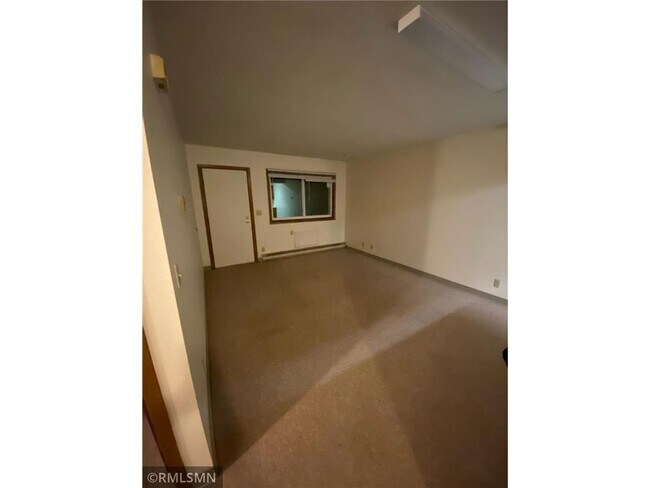 Building Photo - 219 E Clayton Ave