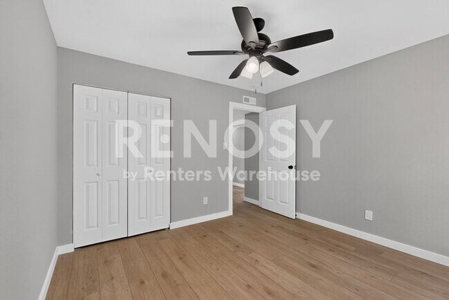 Building Photo - Renovated in Allen Ready to Be Your Home