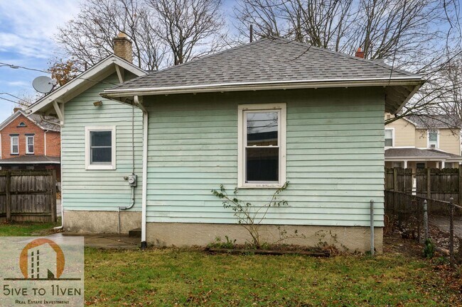 Building Photo - 1203 Arbor Ave