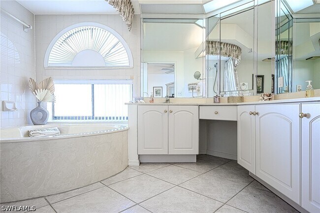 Building Photo - 613 Beachwalk Cir