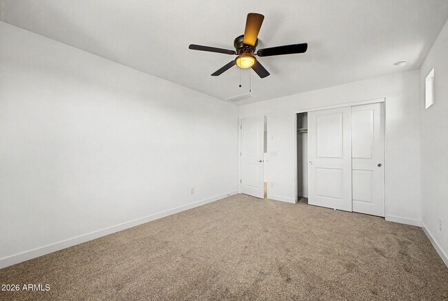 Building Photo - 17057 W Molly Ln