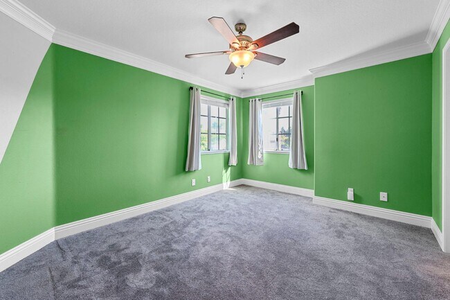 Building Photo - 509 Pacesetter St