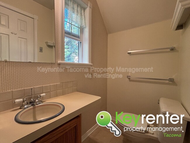 Building Photo - 1051 Paiute Trl