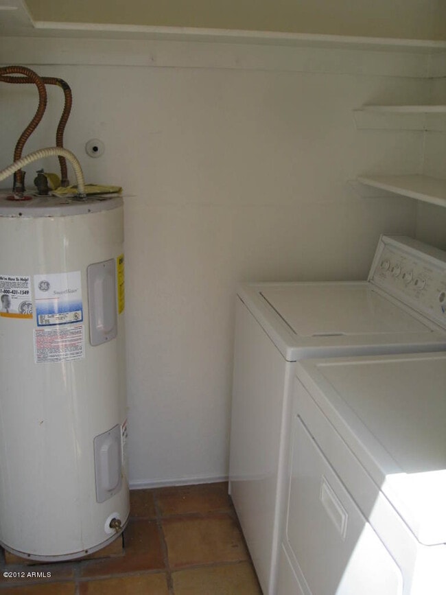 Building Photo - 7736 E 1st Ave