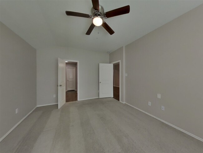 Building Photo - 15426 Rancho Joya Wy