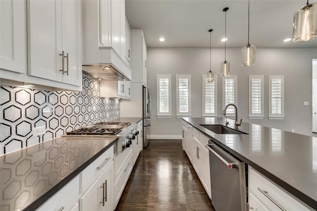 Building Photo - 7709 Avondale Dr