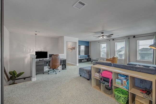 Building Photo - 2319 Gentle Breeze Ln