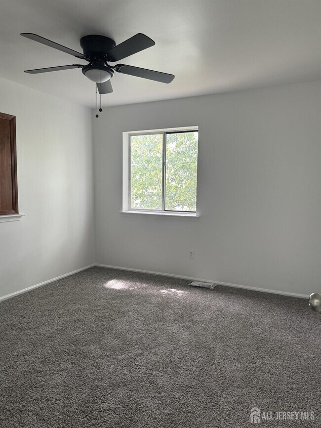 Building Photo - 21 Jeffrey Cir