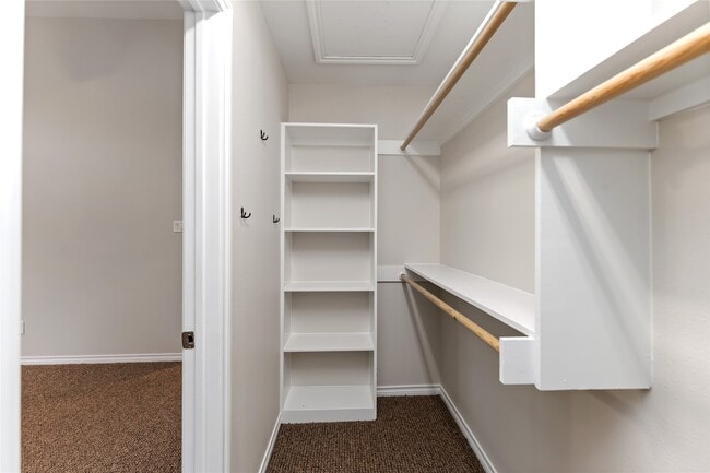 Building Photo - 24527 Appian Ridge