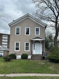 Building Photo - 705 N James St