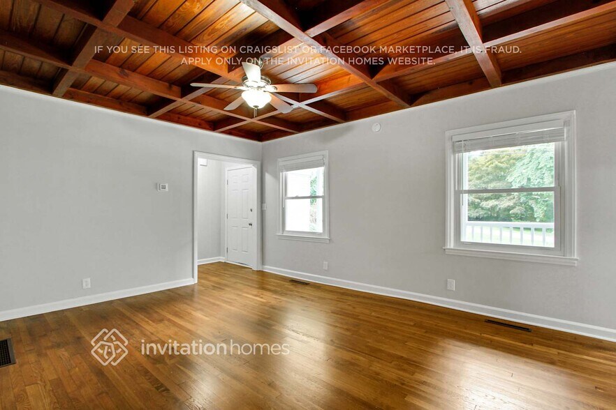 Building Photo - 4364 Cary Dr SW