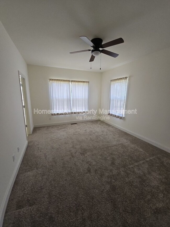 Building Photo - 521 Upper Ridgepointe Ct