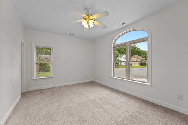Building Photo - 2300 Greenwing Ct