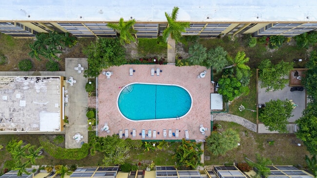 Building Photo - 367 S Federal Hwy