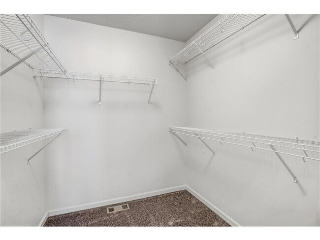 Building Photo - 5610 Xene Ln N