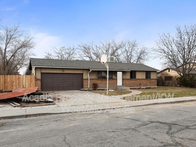 Building Photo - 1117 N 980 W St