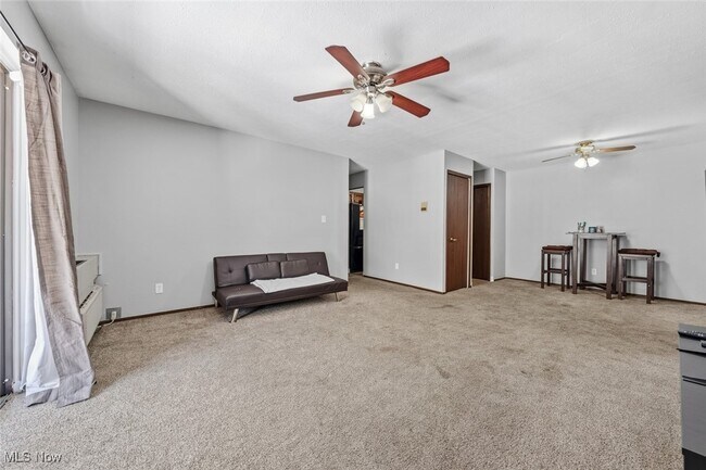 Building Photo - 27413 Westown Blvd