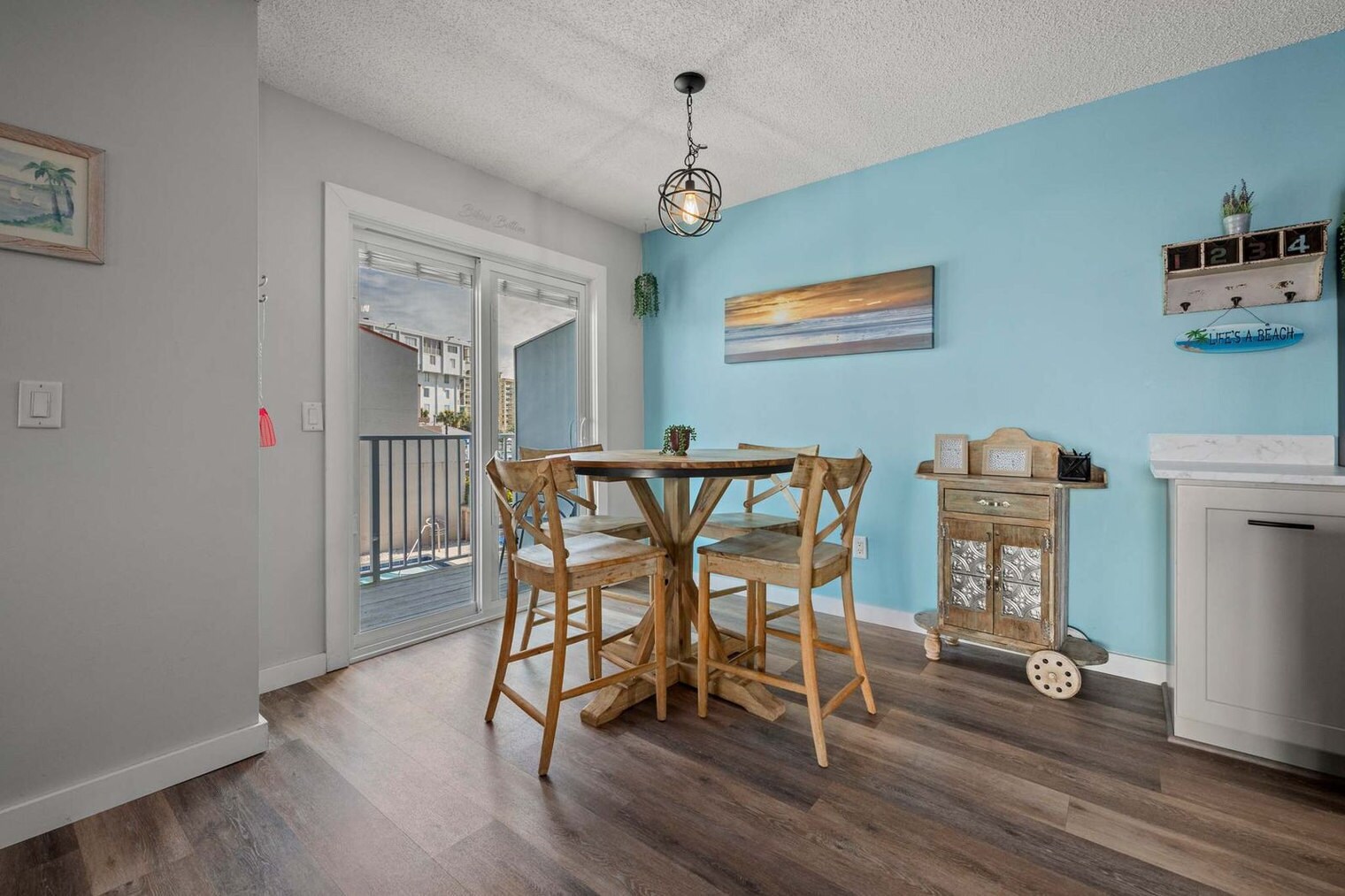 Building Photo - 22 Moreno Point Rd