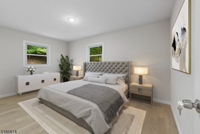 Building Photo - 8 Timberline Dr