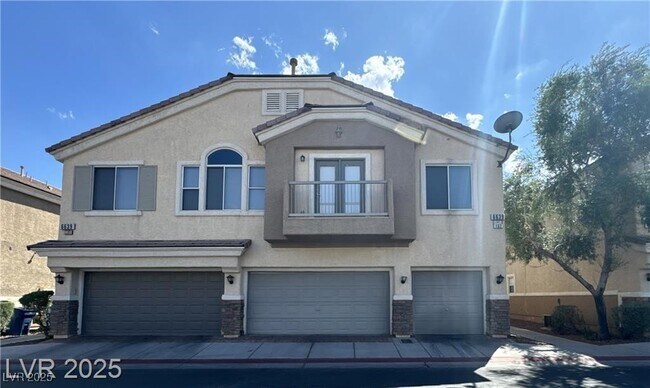 Primary Photo - 6639 Tumbleweed Ridge Ln