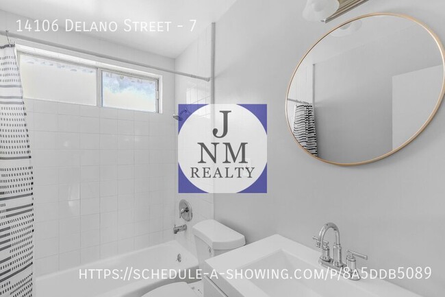 Building Photo - Newly remodeled 1 Bed + 1 Bath - *SECTION ...