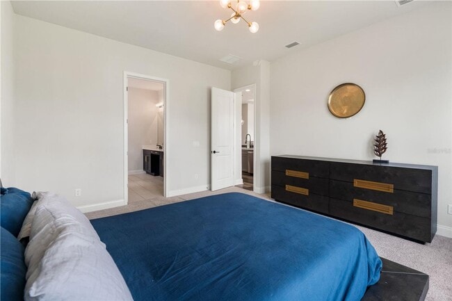 Building Photo - Gorgeous 3/2 in Oakmont!!!