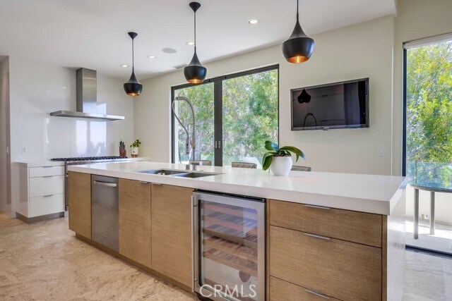 Building Photo - 1725 Del Mar Ave