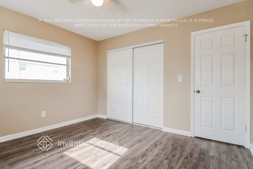 Building Photo - 11124 64th Terrace N