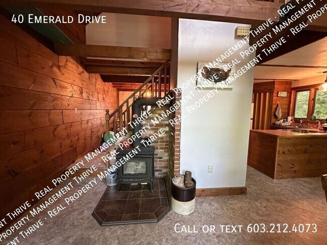 Building Photo - 40 Emerald Dr