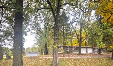 Building Photo - 5750 E 129th Ave