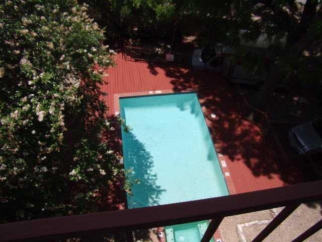 Building Photo - 2901 San Jacinto Blvd