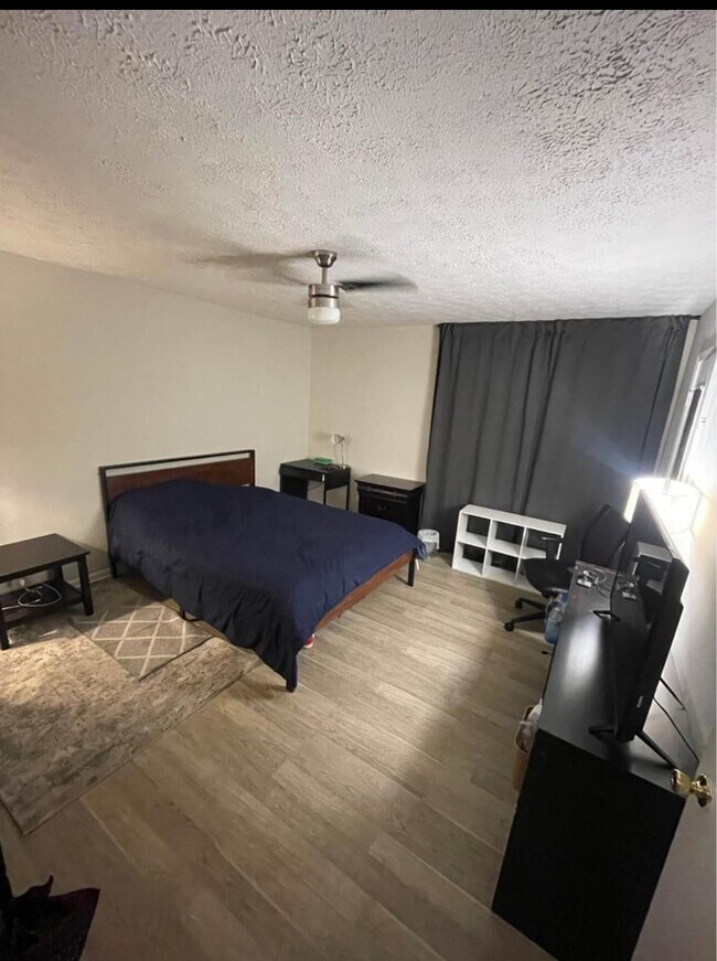 Primary Photo - 877 Beckwith St SW