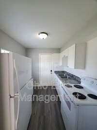 Building Photo - 2822 E 5th Ave