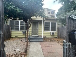 Building Photo - 14315 Burbank Blvd