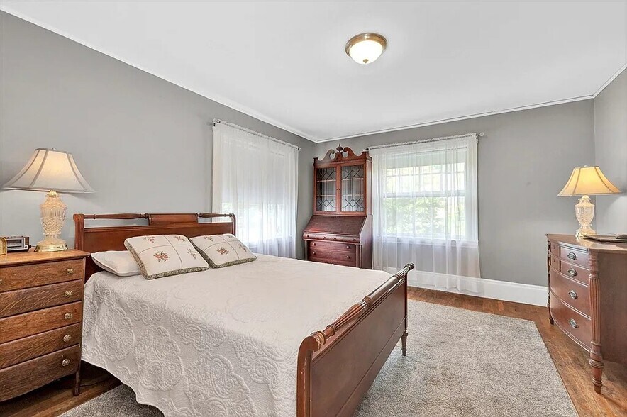 Bedroom 2 - 112 Church St