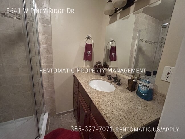 Building Photo - 5641 Piney Ridge Dr