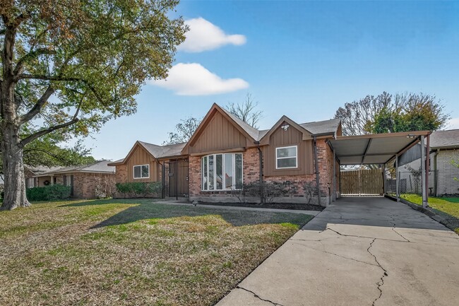 Building Photo - 8307 Carvel Ln