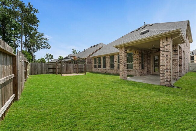 Building Photo - 10091 Black Maple Dr