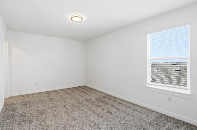 Building Photo - 220 Century Plant Rd