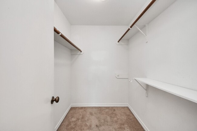 Building Photo - 13127 Stancliff Oaks St