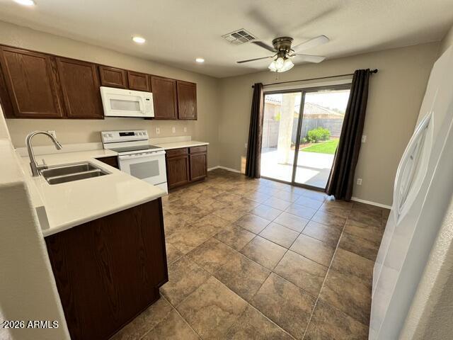 Building Photo - 2849 W San Carlos Ln