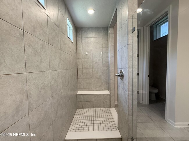 Building Photo - 183 Little Bear Run