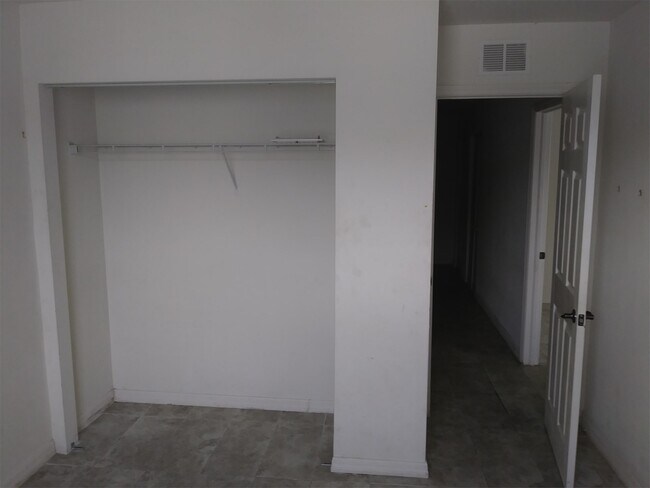Building Photo - 11664 Mango Ridge Blvd