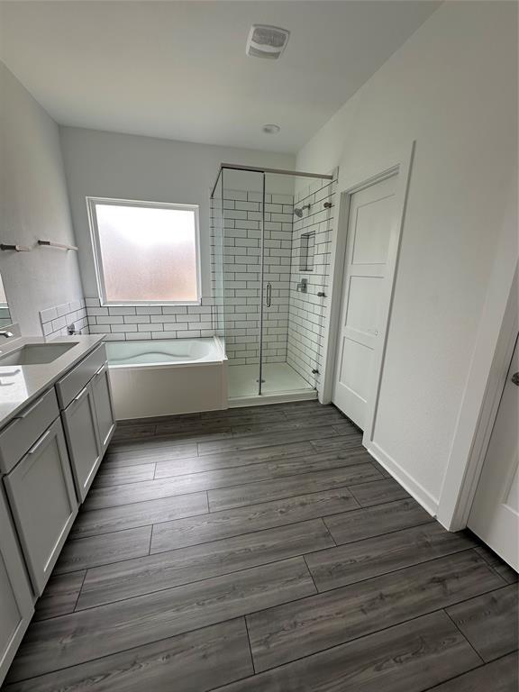 Building Photo - 14007 Vly Crk Ct