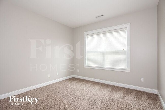 Building Photo - 13224 Kennerly Dr