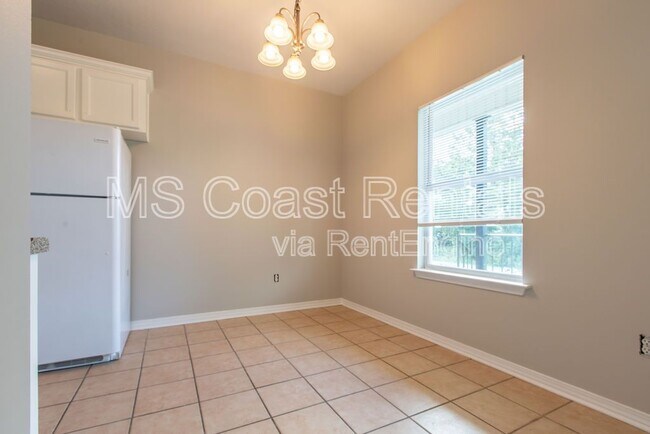 Building Photo - 15815 Adam Rd