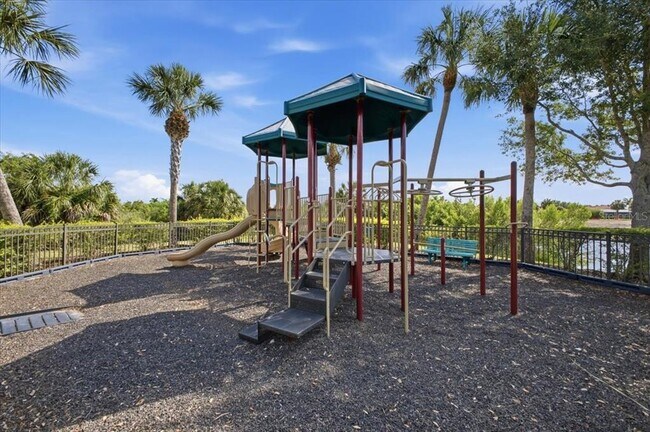 Building Photo - 10792 Tarflower Dr