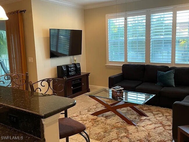 Building Photo - 8570 Evernia Ct
