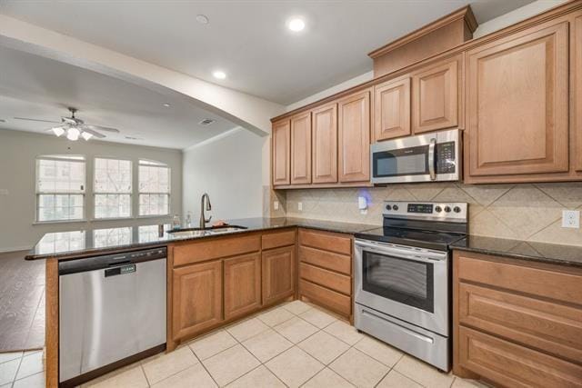 Building Photo - 2559 Sarah Ln