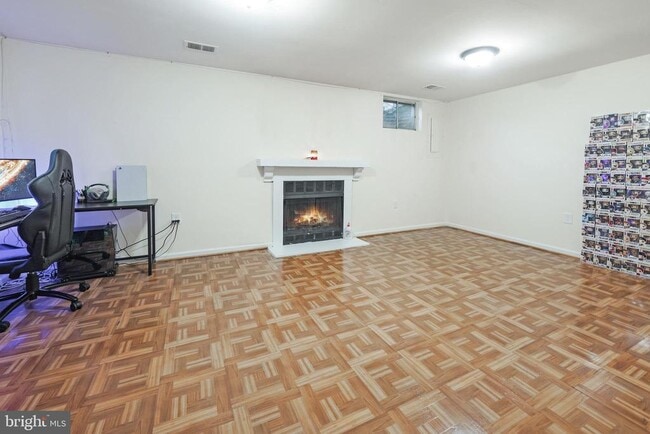 Building Photo - 12120 Stoneford Dr